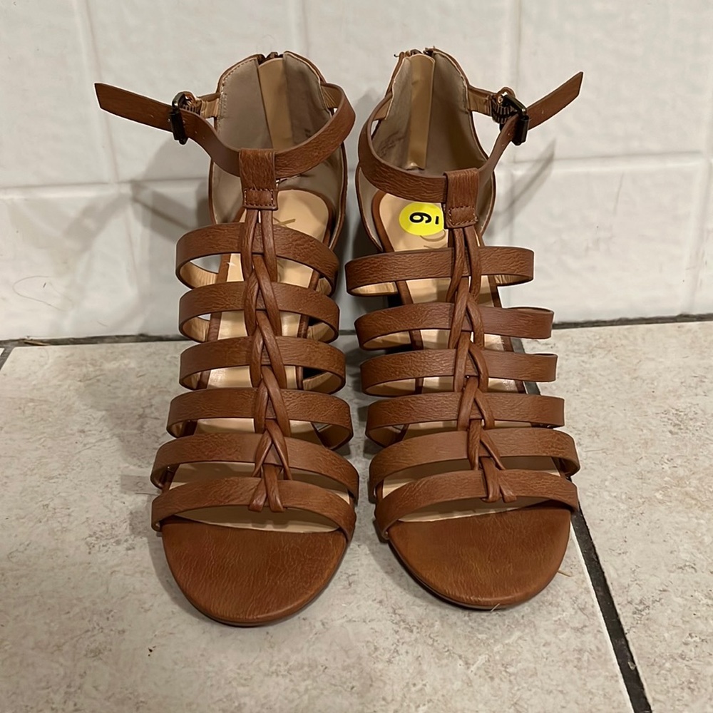 XOXO heeled sandals. Size 9.